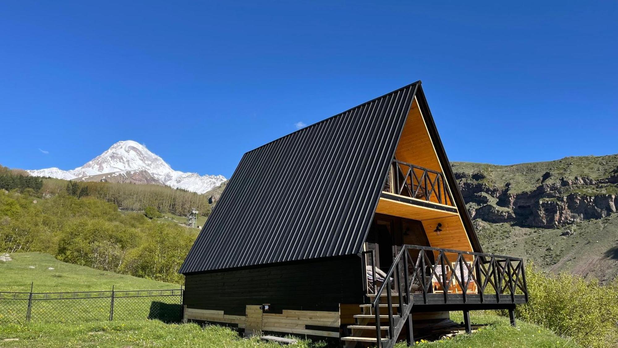 View Villa Kazbegi Luaran gambar